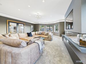 Photo 31- click for photo gallery